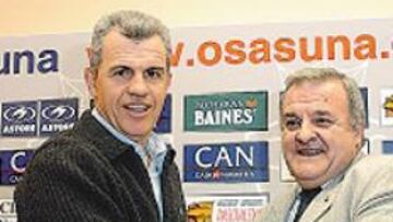 <b>CONTINUARÁ</b>. Javier Aguirre seguirá dirigiendo a Osasuna.