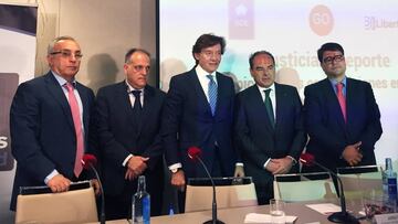 13/06/17 CSD CONSEJO SUPERIOR DE DEPORTES - Mesa redonda Justicia y Deporte
ALEJANDRO BLANCO , PRESIDENTE DEL COE
JAVIER TEBAS , LFP
PRESIDENTE JOSE RAMON LETE
ENVIA.JESUS.MINGUEZ.