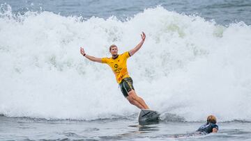 PUNTA ROCA, LA LIBERTAD, EL SALVADOR - JUNE 9: Two-time WSL Champion John John Florence of Hawaii surfs in Heat 2 of the Semifinals at the Surf City El Salvador Pro on June 9, 2024 at Punta Roca, La Libertad, El Salvador. (Photo by Aaron Hughes/World Surf League)