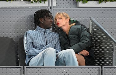 Las fotos m¨¢s rom¨¢nticas de Najwa Nimri y su novio: un modelo 25 a?os m¨¢s joven