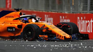 BAKU, AZERBAIJAN - APRIL 29:  Fernando Alonso of Spain driving the (14) McLaren F1 Team MCL33 Renault on track after a collision during the Azerbaijan Formula One Grand Prix at Baku City Circuit on April 29, 2018 in Baku, Azerbaijan.  (Photo by Dan Istite