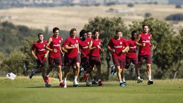 Los jugadores del Atlético en Los Ángeles de San Rafael.