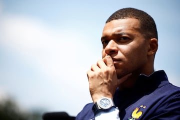The huge salary that Kylian Mbappé is set to earn in Madrid is only one part of the vast financial package offered to the Frenchman.