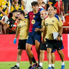 Un chaval y un vestuario rotos