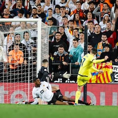 Gerard Moreno: "Tenemos que pedir perdón a la afición porque queríamos ganar"