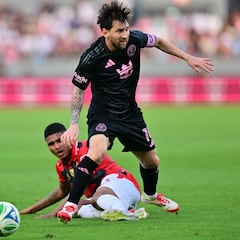 Javier Mascherano sobre la entrada a Messi en Panamá: “A veces preocupa que se vaya de manera desleal”