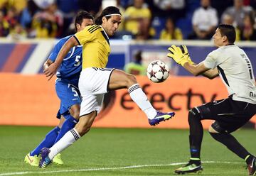 Luego de la lesión de ligamentos que lo dejó fuera del Mundial de 2014, Falcao regresó. El 11 de octubre anotó su primer gol en un amistoso ante El Salvador.