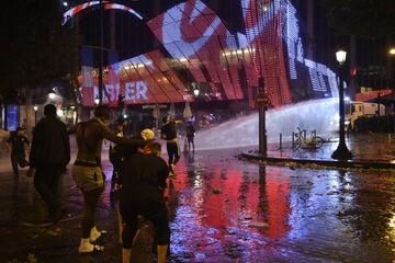 Así fueron los disturbios en París tras el triunfo de Francia