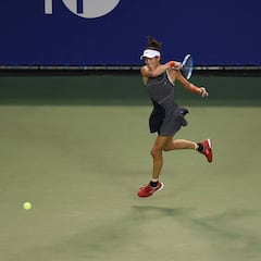 Garbiñe Muguruza beats Olympic champion Monica Puig in Tokyo