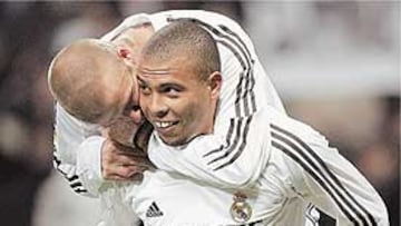 <b>PAREJA DE ORO. </b>Ronaldo y Beckham regresan hoy al equipo titular. Suman 11 goles en Liga.