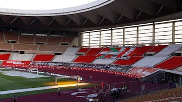 GRAF6228. SEVILLA (ESPAÑA), 02/04/2021.- Vista del Fondo Sur del estadio de La Cartuja, asignado al Athletic Club de Bilbao, antes del entrenamiento oficial de este viernes en Sevilla, donde mañana se enfrentan a la Real Sociedad en la Final