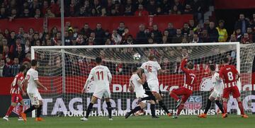 0-2. Griezmann marc¨® el segundo gol.