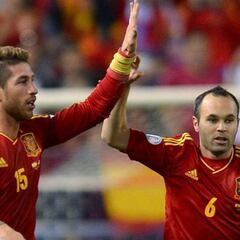 Ramos cita a Iniesta al Clásico del 3-D y Piqué se apunta