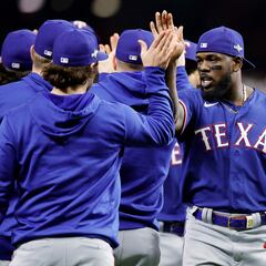 Los Rangers sorprenden a los Astros en el Minute Maid Park en el primer juego de la serie ALCS