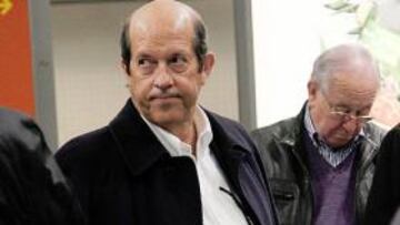 <strong>MANUEL LLORENTE.</strong>