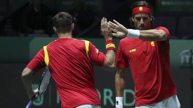 Feliciano López y Marcel Granollers, en la madrugada.