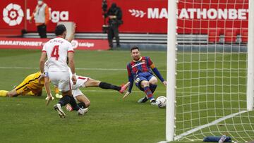 ¡¡SENTENCIA MESSI!! ¡Bono desvió el balón en el primer mano a mano con el argentino, pero el rechace le cayó de nuevo y marcó a puerta vacía!