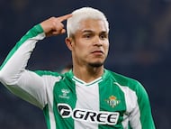 27/11/25 PARTIDO EUROPA LEAGUE
FASE LIGA FASE GRUPOS JORNADA 5
BETIS - UTRECHT
PRIMER GOL CUCHO HERNANDEZ 1-0 ALEGRIA