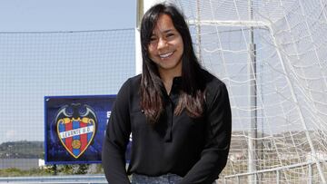 Charlyn Corral, jugadora del Levante. 