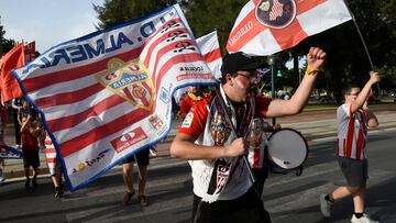 21/05/22 PARTIDO SEGUNDA DIVISION
ALMERIA - ALCORCON.
LLEGADA DE LA UD ALMERIA
SEGUIDORES