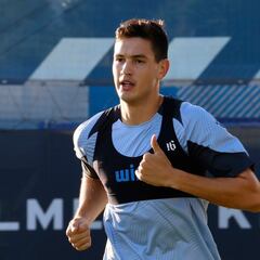 Contrarreloj de César Montes para salir del Espanyol