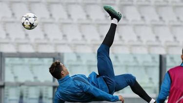 Cristiano ensayó su chilena mágica un día antes en Turín