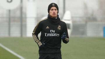 James Rodríguez ya realiza trabajos sobre el césped
