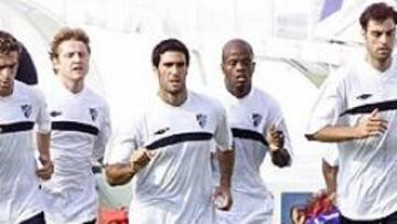 <b>VUELTA AL "TAJO".</b> El Málaga es el segundo equipo en volver a los entrenamientos, tras el Villarreal, ya que tiene la vista puesta en la Intertoto.