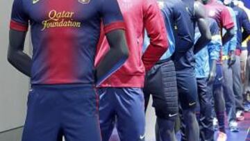 <b>INNOVACIÓN. </b>El diseño de las nuevas equipaciones del Barcelona vuelve a crear polémica.