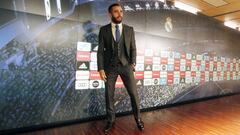 Carvajal emocionado en el acto de su renovación