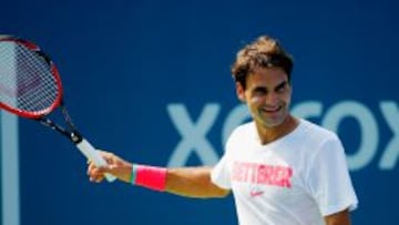 SONRISA. Los dioses del tenis vuelven a sonre&iacute;r a Federer, que se presenta como alternativa a Djokovic.
 