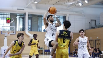 Izan Almansa, en la Liga U.