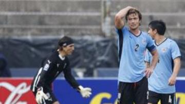 Perú salva el honor, complica a Uruguay y ayuda a Colombia