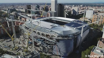 Las obras de remodelación del estadio del Real Madrid siguen a buen ritmo y encaran la recta final para su estreno la próxima temporada. 