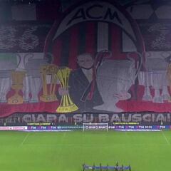 Espectacular tifo a Berlusconi en su último derbi de Milán