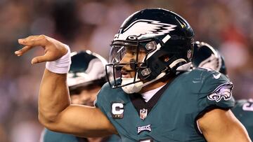 PHILADELPHIA, PENNSYLVANIA - JANUARY 29: Jalen Hurts #1 of the Philadelphia Eagles celebrates after scoring a touchdown against the San Francisco 49ers during the third quarter in the NFC Championship Game at Lincoln Financial Field on January 29, 2023 in Philadelphia, Pennsylvania.   Tim Nwachukwu/Getty Images/AFP (Photo by Tim Nwachukwu / GETTY IMAGES NORTH AMERICA / Getty Images via AFP)