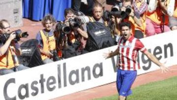 FELIZ. Costa celebra uno de los goles conseguidos ante el Celta.