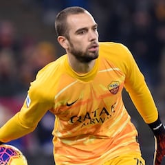 Pau López flaquea en Roma