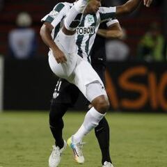 Nacional, goleada y a octavos: clasifica con 4-0 a Libertad