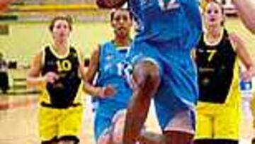 INTERNACIONAL DE EEUU. Shannon Johnson, base del Ros Casares.