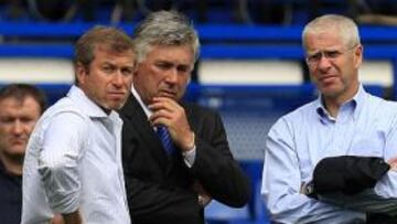 El nuevo entrenador del Chelsea, Carlo Ancelotti, anunció hoy que su plantilla está "cerrada" y que por tanto el club londinense "no fichará a ningún jugador más", tras haber firmado durante esta semana al internacional serbio Nemanja Matic.