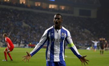 Jackson Martínez celebra un gol con el Oporto.