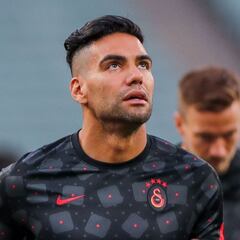 Falcao García continúa en tratamiento