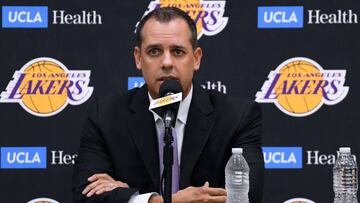 EL SEGUNDO, CALIFORNIA - MAY 20: New Los Angeles Lakers head coach Frank Vogel speaks to media at a press conference at UCLA Health Training Center on May 20, 2019 in El Segundo, California.   Harry How/Getty Images/AFP
 == FOR NEWSPAPERS, INTERNET, TELCOS &amp; TELEVISION USE ONLY ==