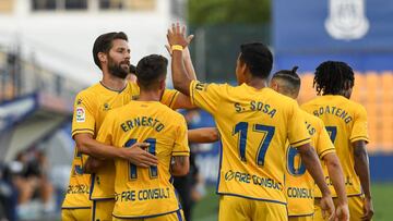 El Alcorcón firma la permanencia y se asoma al playoff tras vencer el derbi.