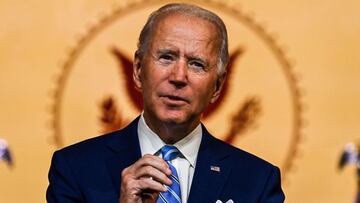 El presidente electo de Estados Unidos, Joe Biden, pronuncia un discurso de Acci&oacute;n de Gracias en el Queen Theatre en Wilmington, Delaware, el 25 de noviembre de 2020.