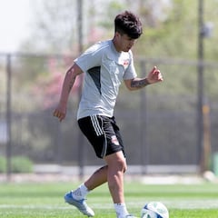 “Fue un año complicado, partí con una lesión... Nunca se descarta nada, me gustaría volver a la U”