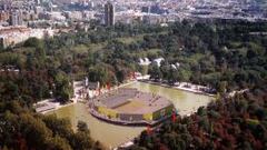 El voley playa se jugar&iacute;a sobre el estanque de El Retiro.