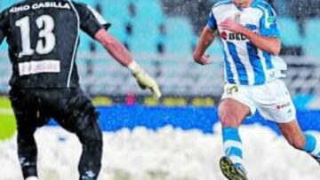 <b>SUPERADOS. </b>Los jugadores cadistas no pudieron en ningún momento con el empuje de la Real Sociedad.