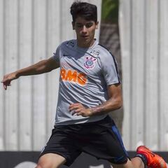 DT de Corinthians golpea la mesa y revela dónde jugará Araos